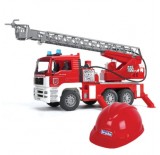 Пожарная машина MAN с лестницей с модулем со световыми и звуковыми эффектами + Каска красная